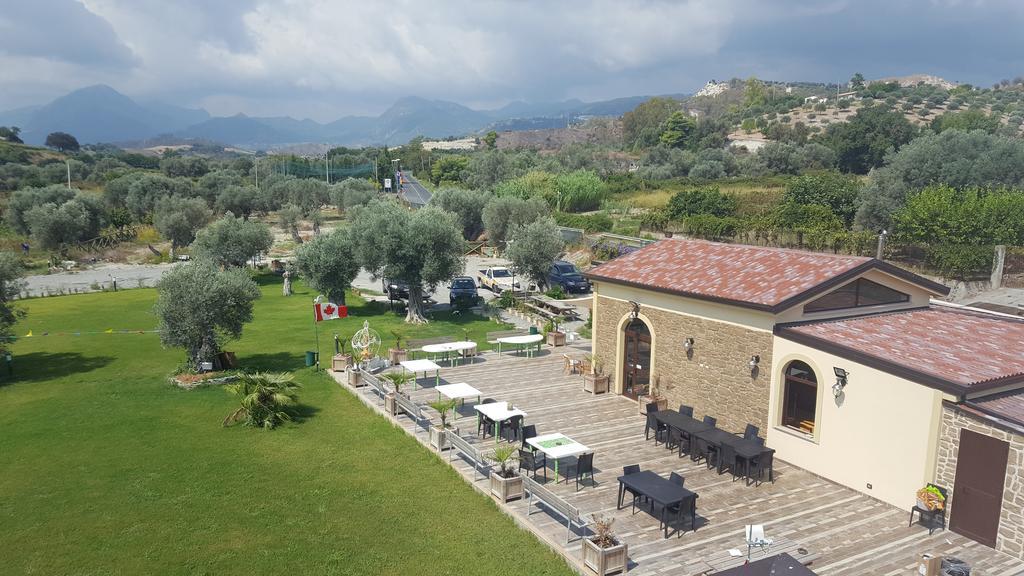 Agriturismo Donna Beatrice Bianco Extérieur photo