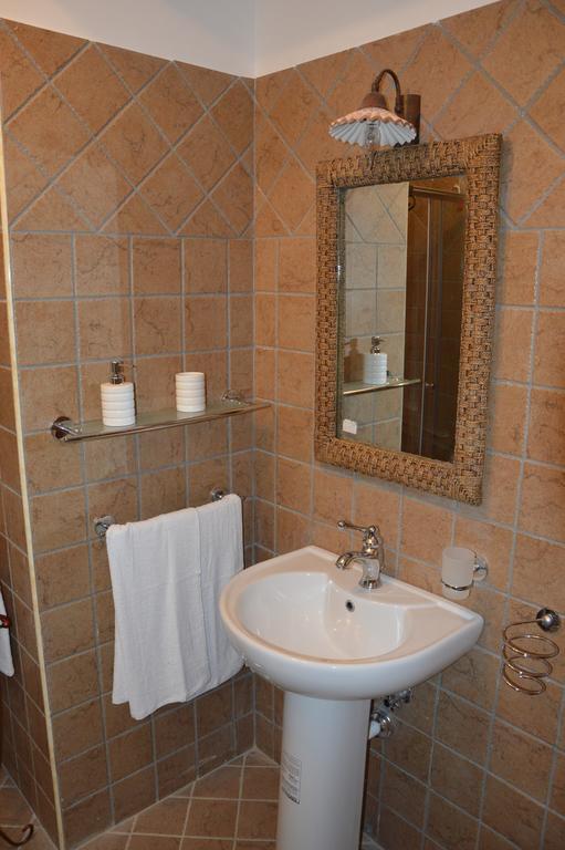 Agriturismo Donna Beatrice Bianco Extérieur photo